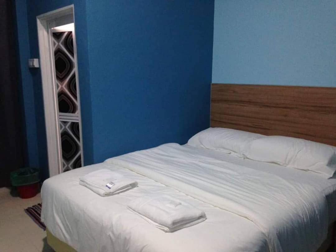 Hotel Bajet Mughoh Sengoti Jertih Exteriör bild
